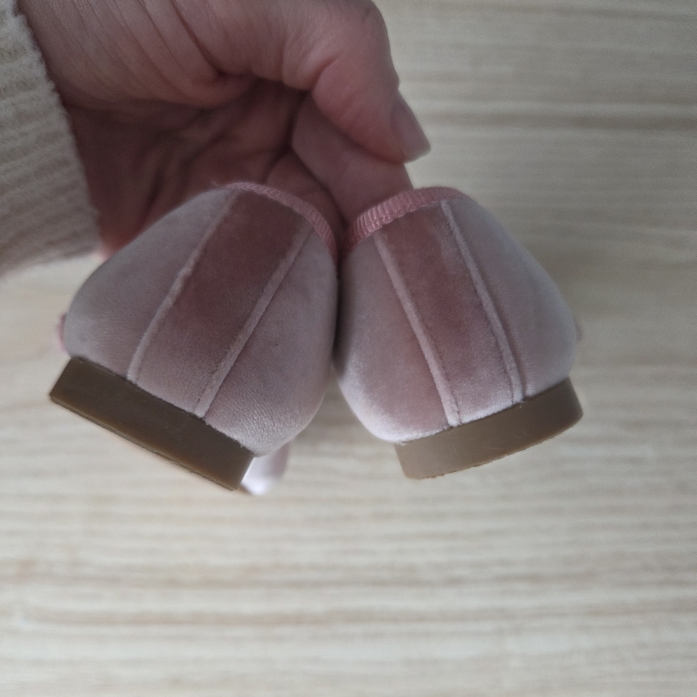 GAP Toddler Velvet Bow Mary Jane Flats - Picture 6 of 9